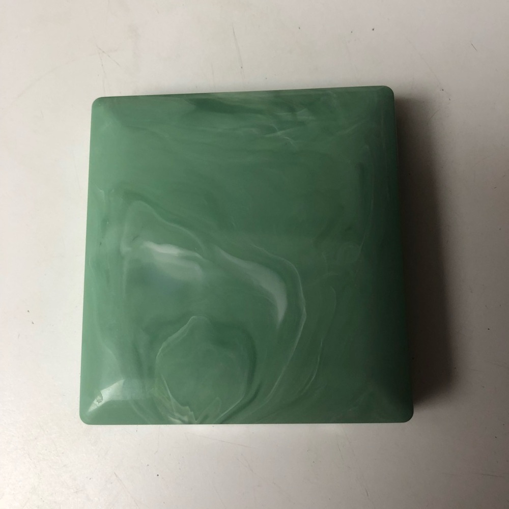 Clinique face powder